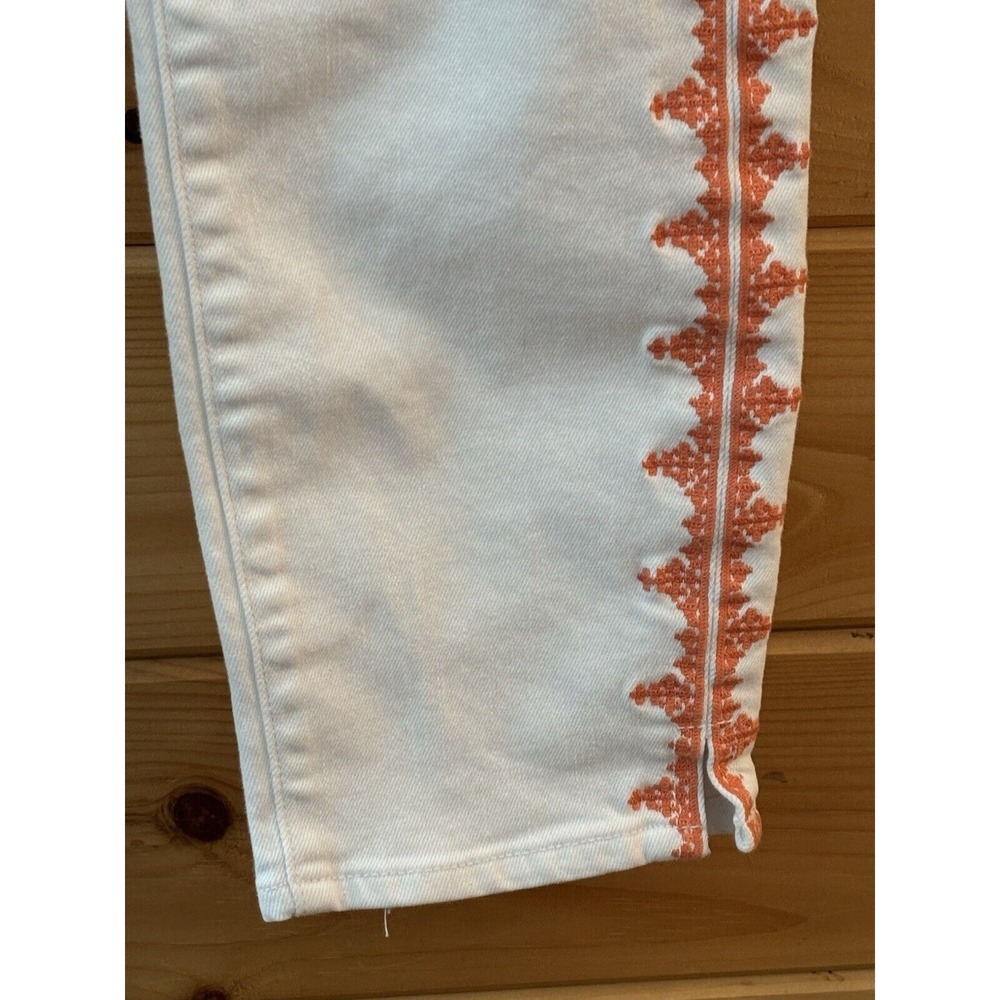 Irving & Fine Lucky Brand Women's Charlie Capri 6/28 White Orange Embroidery - Picture 3 of 7